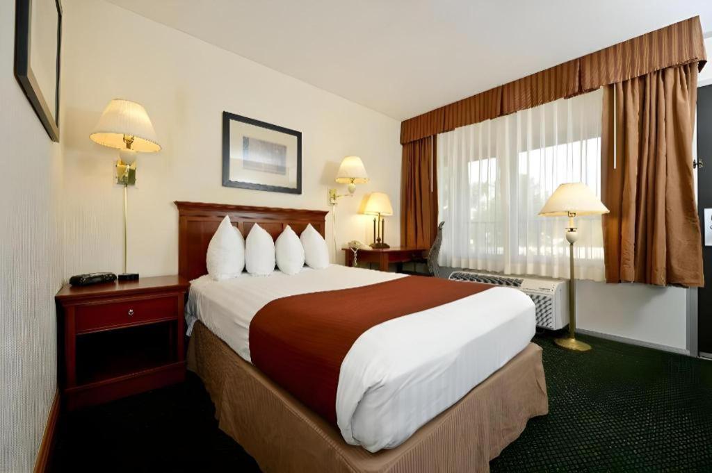 Western Hotel